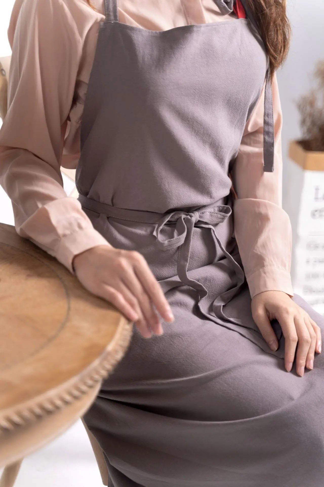 Tablier cuisine lin naturel élégant résistant respirant
