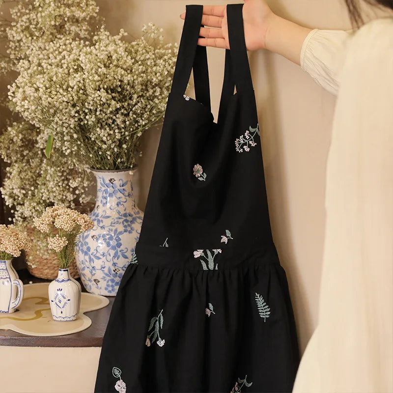 Tablier de Cuisine Brodé – Tablier Élégant Noir Beige Gris avec Broderie